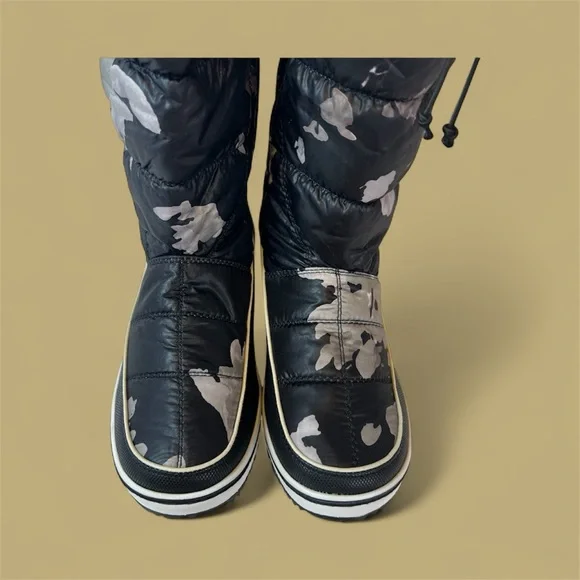 GlobalWin Women's Black & Gray Camouflage Snow Boots • Faux Fur Lining •Size 8.5 - Picture 13 of 16